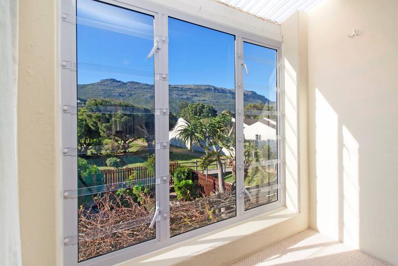 3 Bedroom Property for Sale in Fish Hoek Western Cape